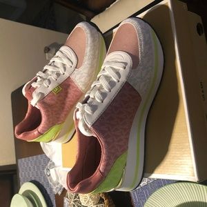 Michael Kors Sneakers